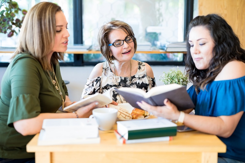 Any Good Book Clubs Around Dublin?